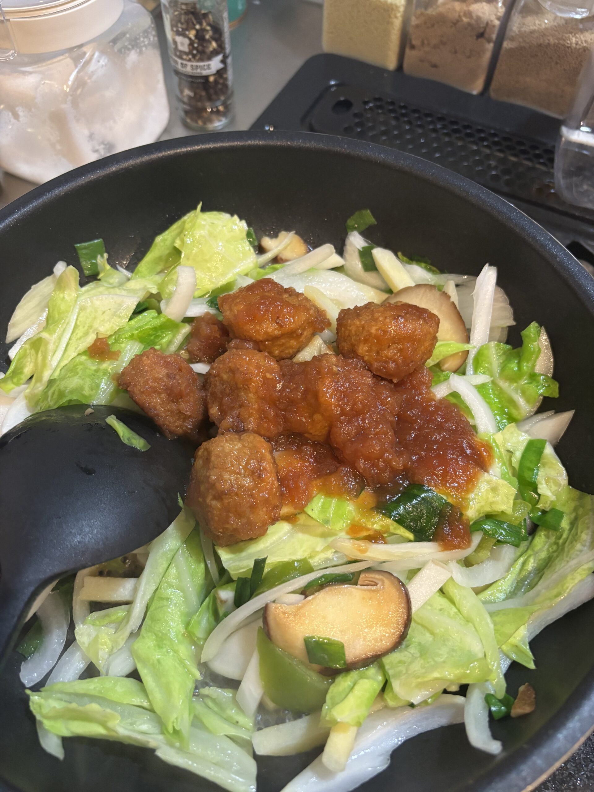 豆腐団子の甘酢あん炒め　　